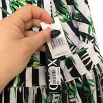 XOXO NWT  Women's Medium Green Stripe Leaf Print‎ V-Neck Layered Romper w/ Slit Photo 4