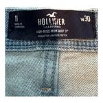 Hollister High Rise Mom Shorts 3" blue denim with belt and buckle size 11 Photo 8