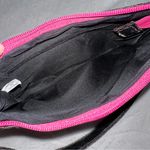 Mrs. Timberlake Star 90s Y2K Shoulder Bag in Black/Pink Pop Culture Black Photo 4