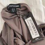 Pretty Little Thing  top Photo 2