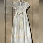 Vintage 1940s Ivory Organza Wedding Dress Appliqué Lace Antique Wedding Photo 6