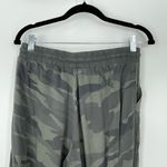 Splendid  Women's Green Camo Pocket Elastic Drawstring‎ Knit Jogger Pants Size S Photo 9