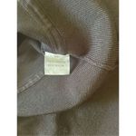 Andrea Jovine  Black sleeveless top Photo 2