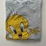 Warner Brothers vintage tweety bird shirt  Photo 2