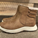 Eddie Bauer  Ladies Warm Lined Cushioned Footbed Siren Winter Boot Tan Size 8 Photo 0