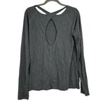 Under Armour gray athletic long sleeve tee shirt loose fit women’s XL Photo 5