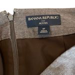 Banana Republic  Factory Taupe Brown  Suit‎  | Blazer & Skirt Size 8 Petite Photo 7