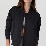 Vuori Halo Basin Bomber women’s Medium $198 Still on Site Photo 0