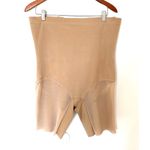 Honeylove Sand SuperPower Compression Boning Breathable Full Coverage Short 3X Photo 1