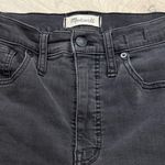 Madewell Stovepipe Jeans in Banberry Wash: Raw-Hem Edition | Faded Black Grey 29 Photo 6