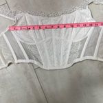 Victoria's Secret  Lace white Corset Top no tag is like sz XS 
SEE ALL PICTURES Photo 2