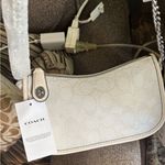 Coach Authentic 1941 Signature jacquard/Glovetanned turnlock zip Crosby/Clutch Photo 5