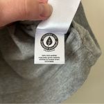 Everlane The Organic Cotton V-Neck Shirt Photo 6