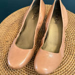 Me Too  Women's Tan Leather heels Photo 0