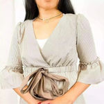 BCBGMAXAZRIA  Striped Sheath Stretch Dress Beige Bow Ruffle Sleeve Size Small Photo 3