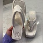 Summer sandals, size 7. Worn only to try on. White Photo 2