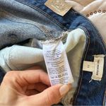 Madewell  High Rise The Mom Jean NEW Size 34 Medium Wash Photo 2