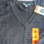 Hilary Radley Blouse, sweater, whatever you want it to be, new with tag, it is size M, it is black and it is from the  brand, it is a unique, soft and cozy piece, it is very comfortable and you can combine it with any garment that you feel comfortable with. Photo 3