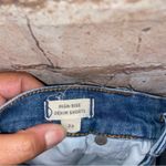 Madewell High-Rise Denim Shorts in Derby Wash: Button-Front Edition Size 29 Photo 6