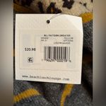 BeachLunchLounge  Gray and Cream Crew Neck Sweater size Small NWT Photo 6