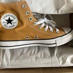 Converse Chuck Taylor High Tops Sneakers, Tan / Light Brown, Size 9.5 Photo 2