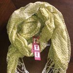 Merona Green & Off White Geometric Zig Zag Long Boho Scarf Photo 0