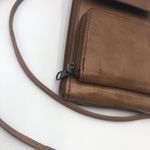 Vintage Wilson’s Tan Genuine Leather Small Crossbody Organizer Purse READ Photo 1