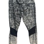 Calvin Klein CALVIN KLIEN BLACK AND WHITE CAPRI LEGGINGS Photo 1