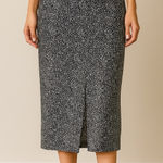 Banana Republic Elegant Black and White Printed Women's MIDI Skirt. Size-2 Photo 0