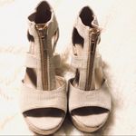 A New Day Beautiful wedges! Size 6 Tan Photo 2