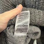 GapFit Women's XL Quilted Jacquard Knit Funnel-Neck Pullover Photo 5