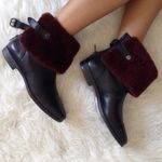 UGG  Australia ankle flat boots 9.5 Photo 0