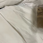 White Cropped Puffer Vest Large Photo 3