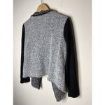 Roz & Ali  Womens M Cardigan Sweater Black White Knit Stretch Casual USA Made Photo 3