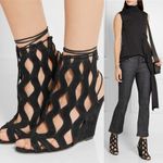 Alexandre Birman Loretta Metallic Caged Block Heel Sandal Booties Silver 38.5 Photo 2