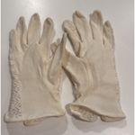 Vintage Ivory White Lace Sheer Short Stretch Gloves Romantic Feminine Cottage Photo 5