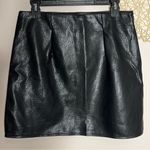 Old Navy NWT High Waist Faux Leather Fitted Mini Skirt (Black) - medium Photo 2