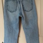 Bershka  High Rise Jeans w Raw Hem Photo 1