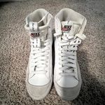 Nike Blazers, white & gray size 6y (womens 8) Photo 1