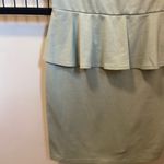 Timing EUC | women’s bodycon ruffle dress — medium Photo 2