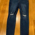 Old Navy  women’s rockstar pull on distressed jegging size 8. Photo 0
