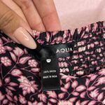 AQUA NWT  Chic Floral Print Spaghetti Strap Crop Top. Size M Photo 2