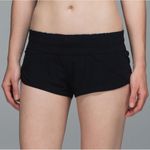 Lululemon REVERSIBLE  Water: Surf Short
Floral Sport White Multi / Black Photo 2