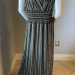 New Women’s green striped shorts romper jumpsuit size L/XL for size 14 Photo 3