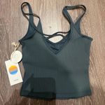 Vuori Tank Top  Photo 1