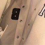 Forever 21 NWT NY Varsity Jacket in Beige Cream Small Unisex Photo 10