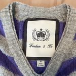 Freedom 2 Be size M Super soft & stretchy grey purple stripedâtunic sweater EUC Gray Size M Photo 2