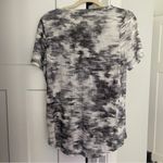 Athleta  Short Sleeve Breezy Scoop V Neck Tee Shirt Black White Photo 4