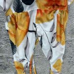 Chic Me  Floral Sleeveless V-neck Romper White & Yellow Size L Photo 5