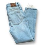 Madewell The Perfect Vintage Jean Light Wash High Rise Mom Distressed Hem Petite Photo 10